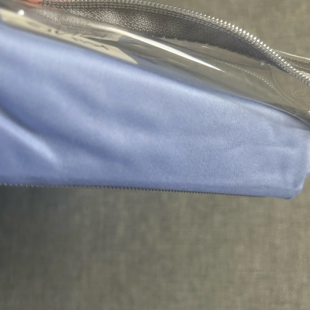 Wamsutta 400 Thread Count 100% Cotton Set Two Pillowcases Light Blue Periwinkle